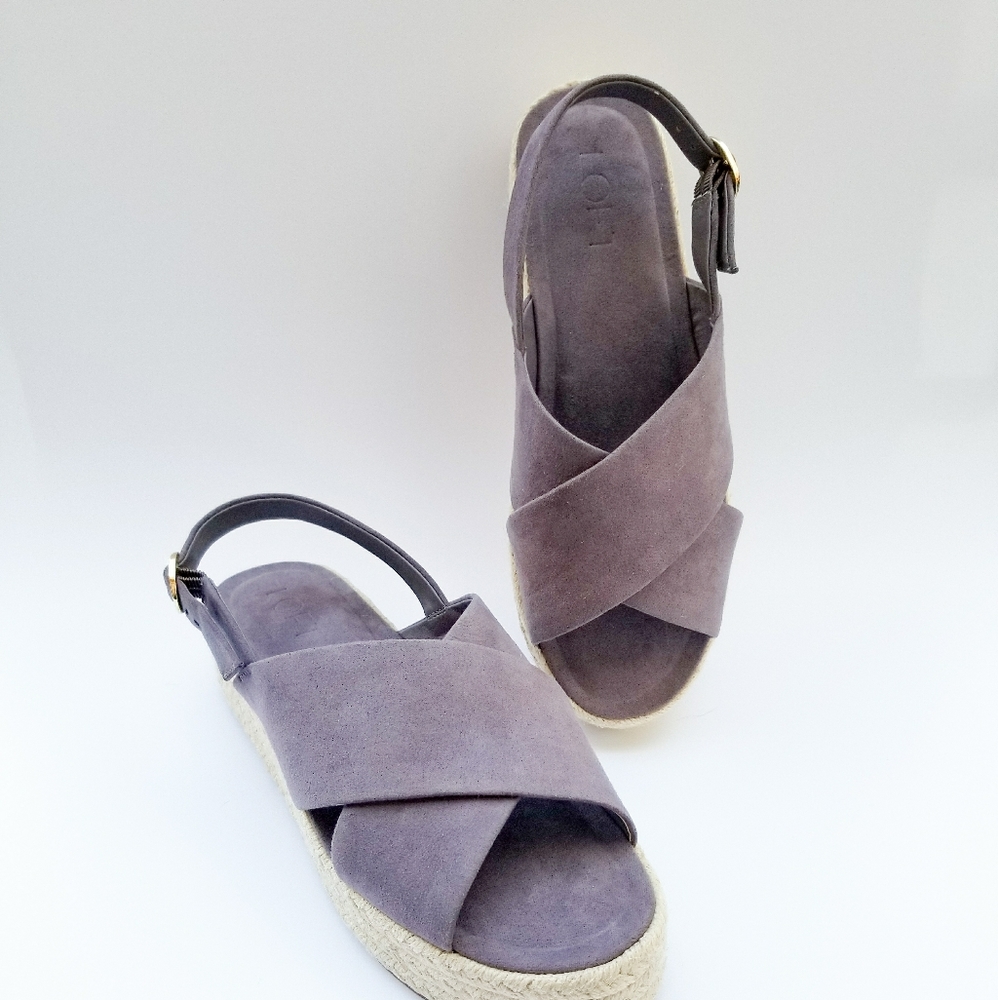 NWOT LOFT Wedge Sandal Gray 7M